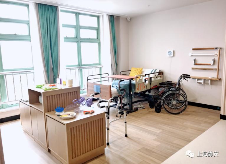 醫(yī)療、康復(fù)、生活照料……這些需求在家門口就能解決！靜安這里正打造“沒有圍墻的養(yǎng)老院”(圖10)