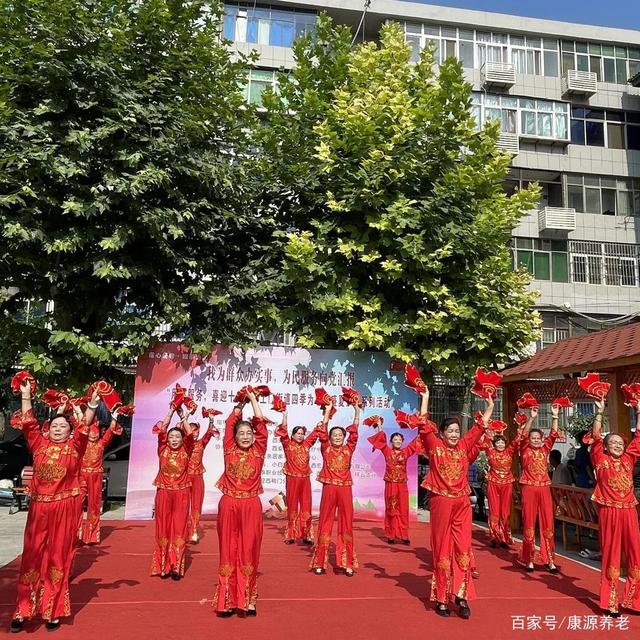 為民服務(wù)養(yǎng)老早市走進(jìn)土門街道漢城東路社區(qū)(圖1)